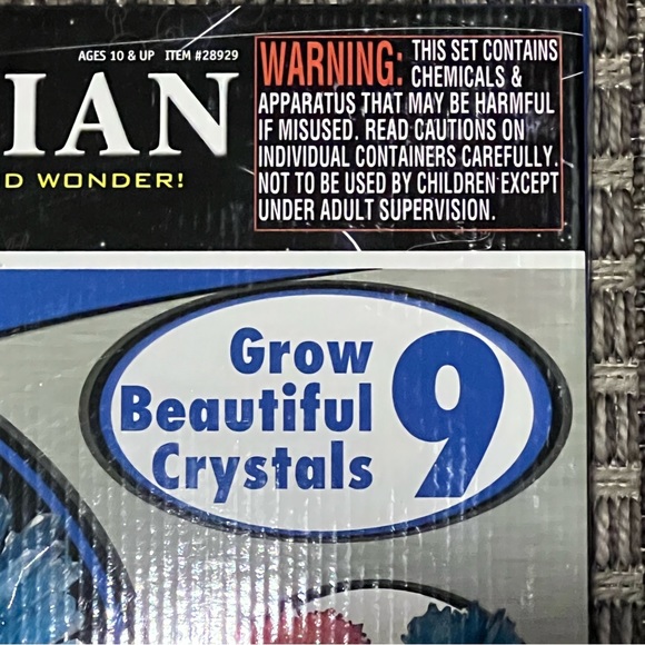 Smithsonian Crystal Growing Kit. New in Box. Grow 9 Crystals - Picture 4 of 11